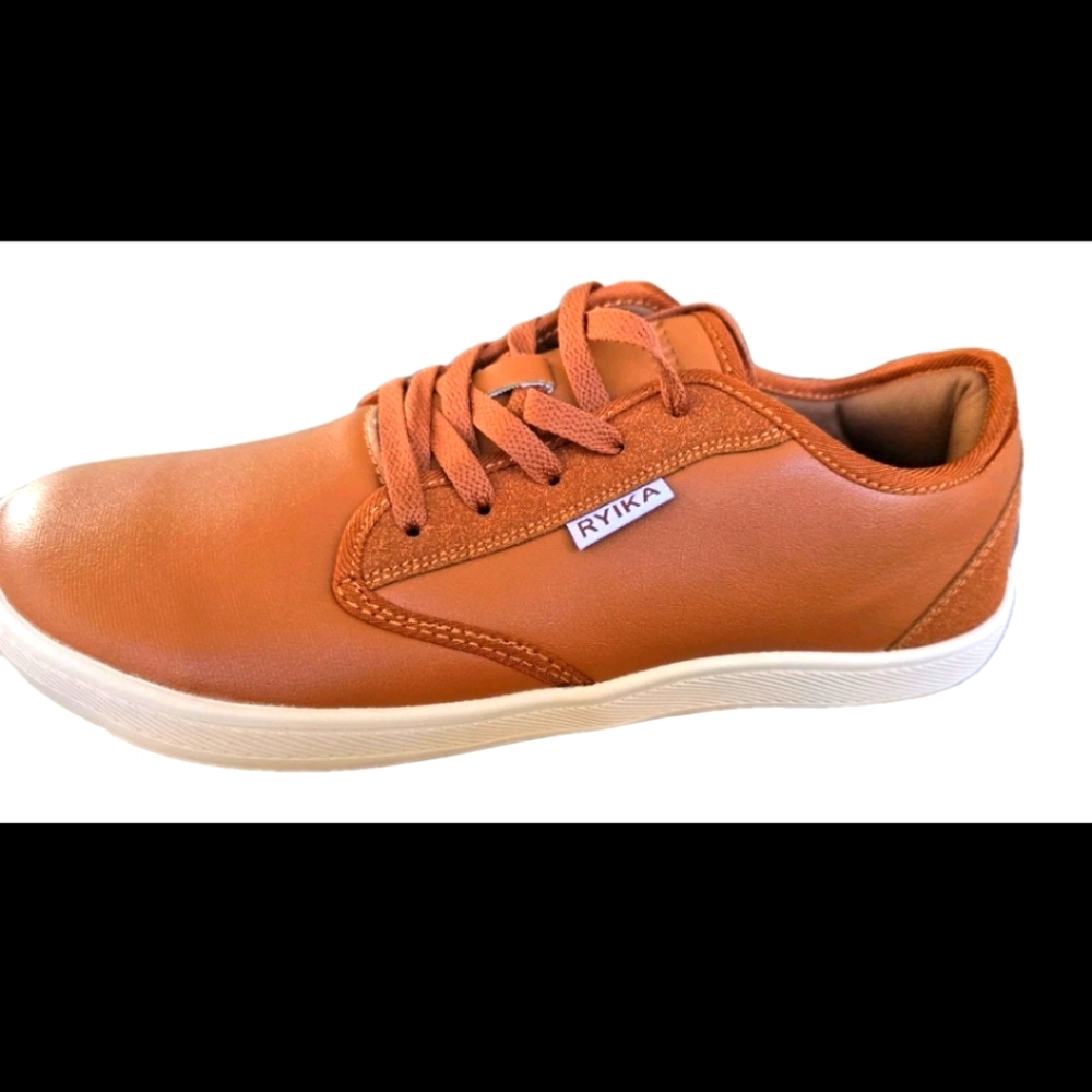 RYIKA Size 42= US 8.5 Tan Sneakers Leather Shoes Casual